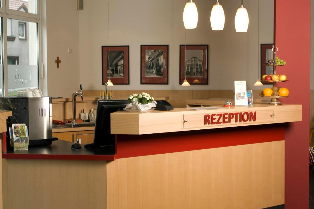 Hotel Berlin - Greenline Hotel Zossen Bagian luar foto
